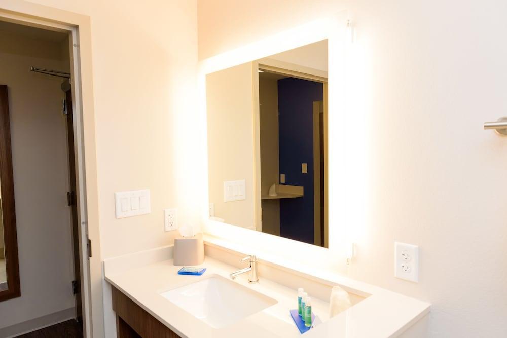 Holiday Inn Express & Suites Mckinney - Frisco East By Ihg Exteriér fotografie