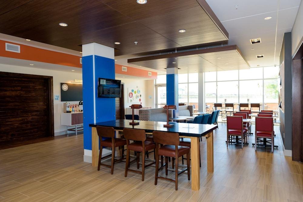 Holiday Inn Express & Suites Mckinney - Frisco East By Ihg Exteriér fotografie